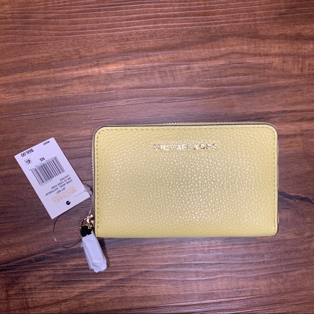 Michael kors wallet yellow